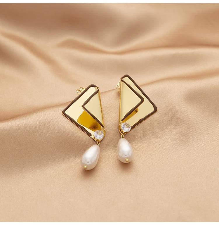 

Геометрическая подвеска со складками, имитация жемчуга, клипса для ушей в виде спирали от комаров для женщин