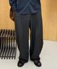LEIRE Striped Curved Pintuck Slacks [Charcoal]