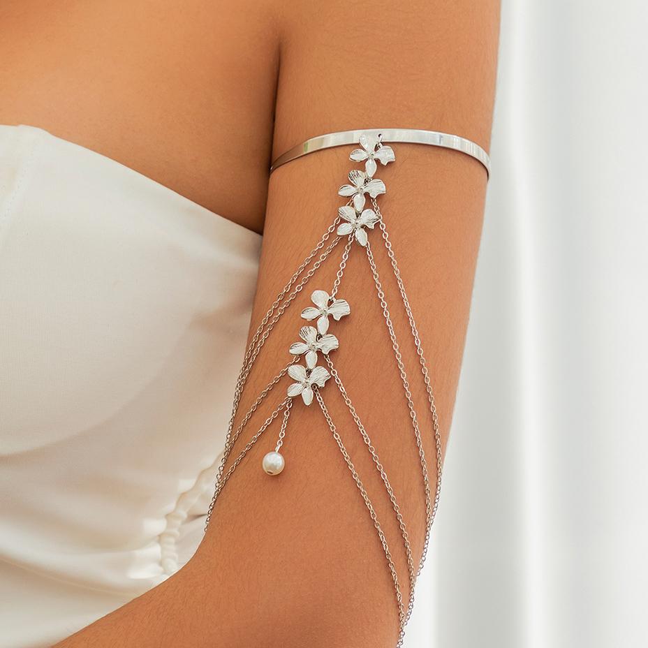 Ingemark 17 Styles Boho Crystal Pendant Cuff Open Bangles for Women Wed Bridal Goth Tassel Link Arm Bracelets Party Zircon Gift
