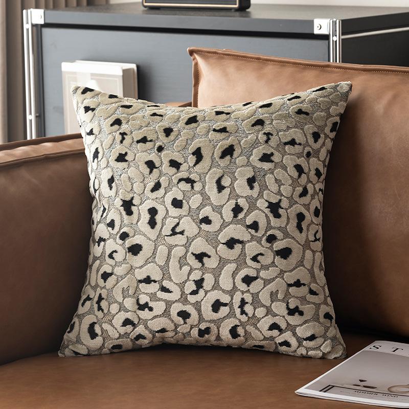45x45cm Leopard Print American Cut Fleece Sofa Pillow Cover Cotton and Linen Pillow Office Nap Pillow Car Cushion Pillowcase