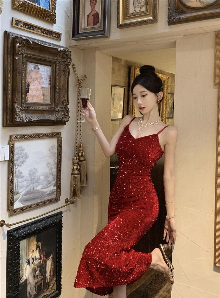 Sequin summer suspender skirt new high temperament spice girl slim mid-length dress dress sexy dress small man