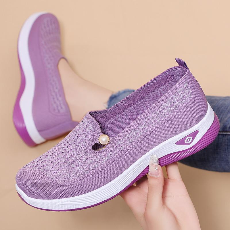 Shoes Women's Versatile Summer Casual Shoes New One-pedal Cloth Shoes Shallow Mouth Lightweight Mother Shoes Fashionable Lightweight Single Shoes