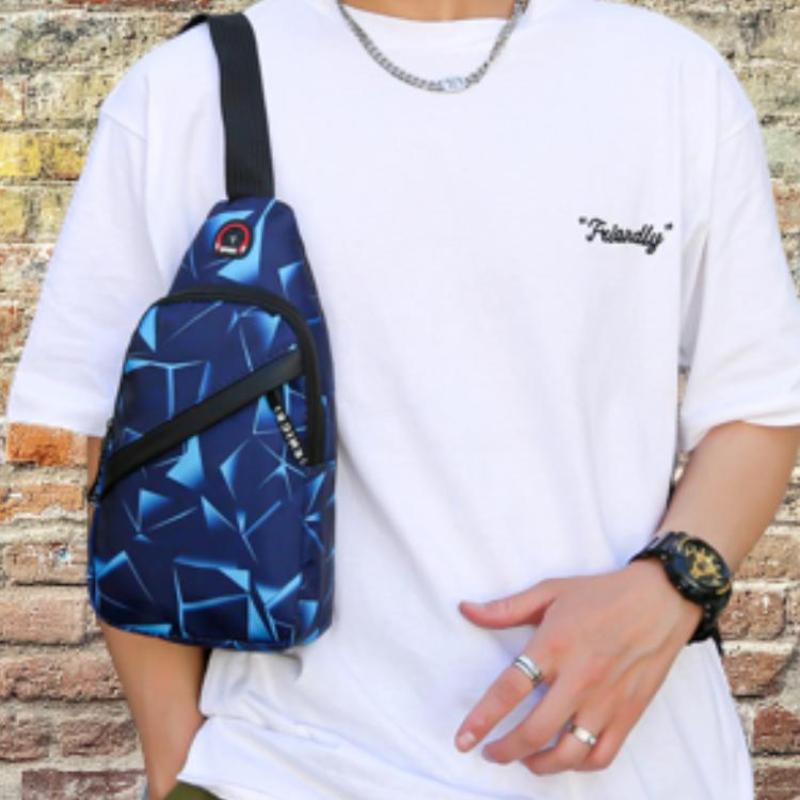 1PC Breast Bag Men's Ins New Fashion Korean Version Messenger Bag Light Outdoor