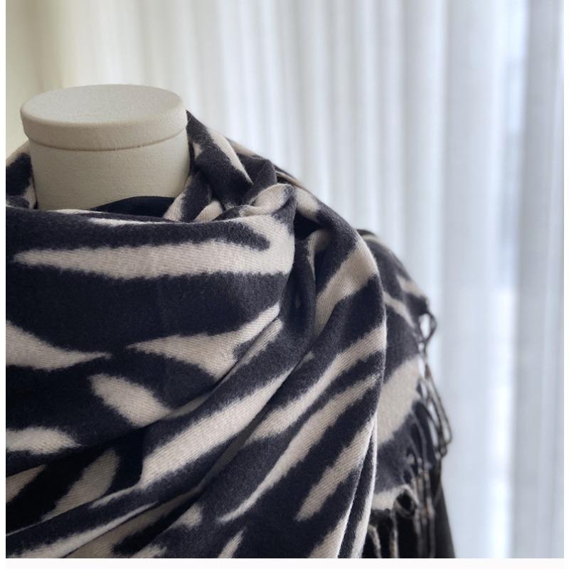 Scarf Women's Autumn and Winter European and American New Striped Printing Tassel Imitation Cashmere Shawl Cross-border Warm Scarf