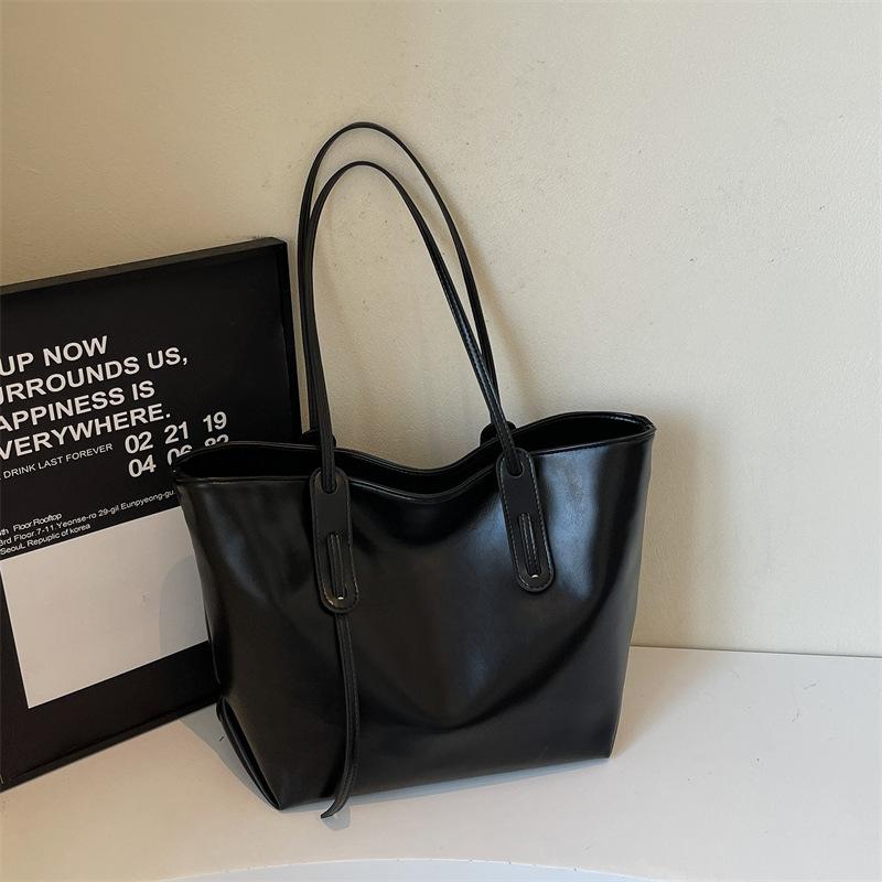 Large Capacity Tote Bag with Dual Handles Stylish Women's Shoulder Bag for Work Shopping and Everyday Use