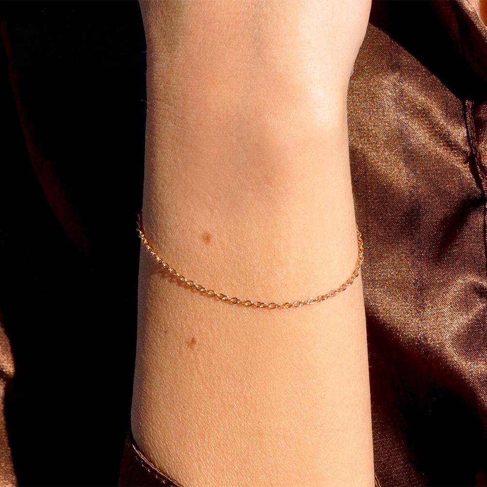 

St. Delan Women s Gold-Plated Stainless Steel Bracelet - Vintage Korean Style, Exquisite & Versatile Thin Chain Jewelry.