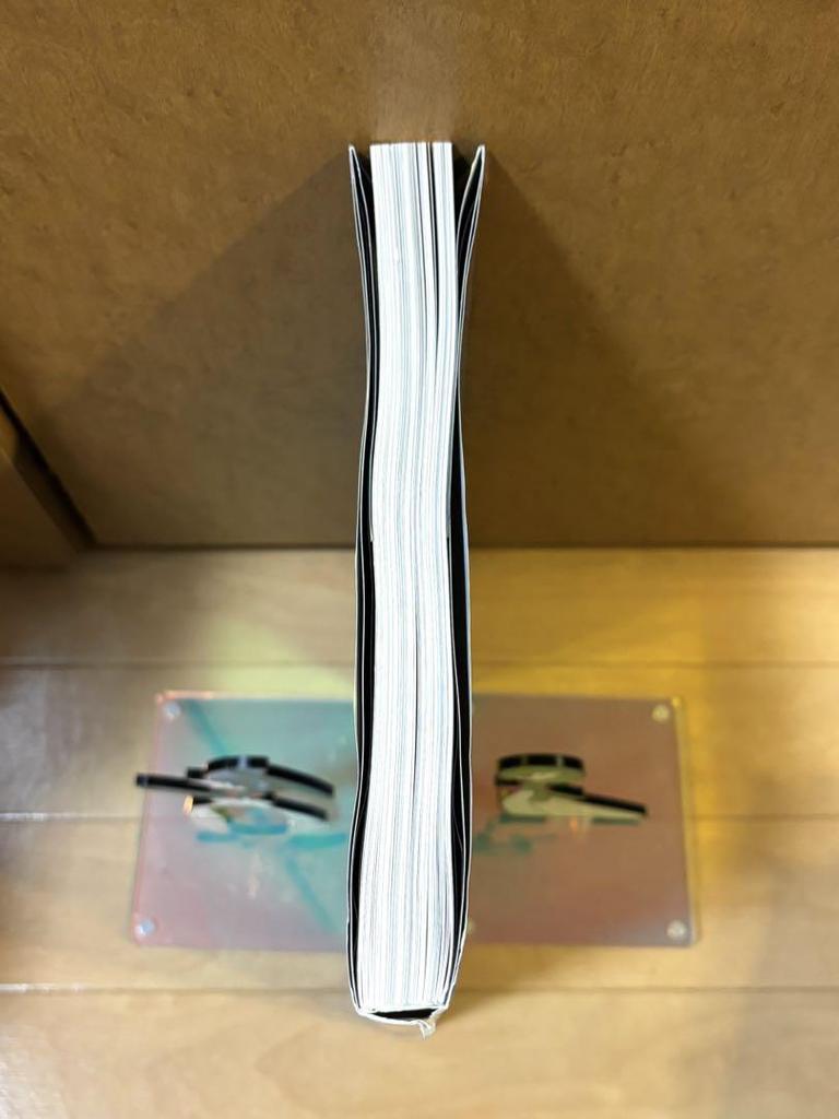 [USED] Dragon's Dream Roger Dean Fantasy Art Collection