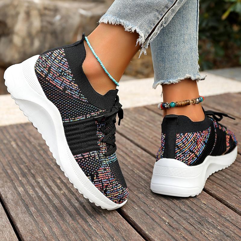 Lightweight Breathable Knitted Sneakers Women Fashion Colorful Striped Casual Shoes Woman Comfort Non Slip Running Sports Shoes