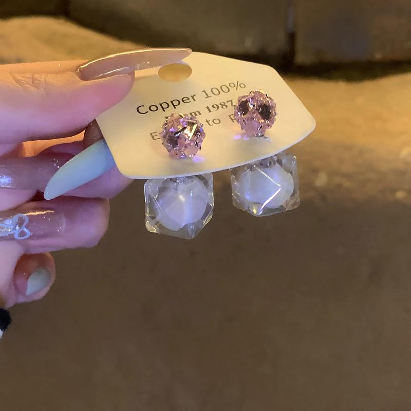 AB Color Three-dimensional Geometric Zircon Earrings Simple Temperament Fashion Stud Earrings Versatile Niche High-end Earrings Women