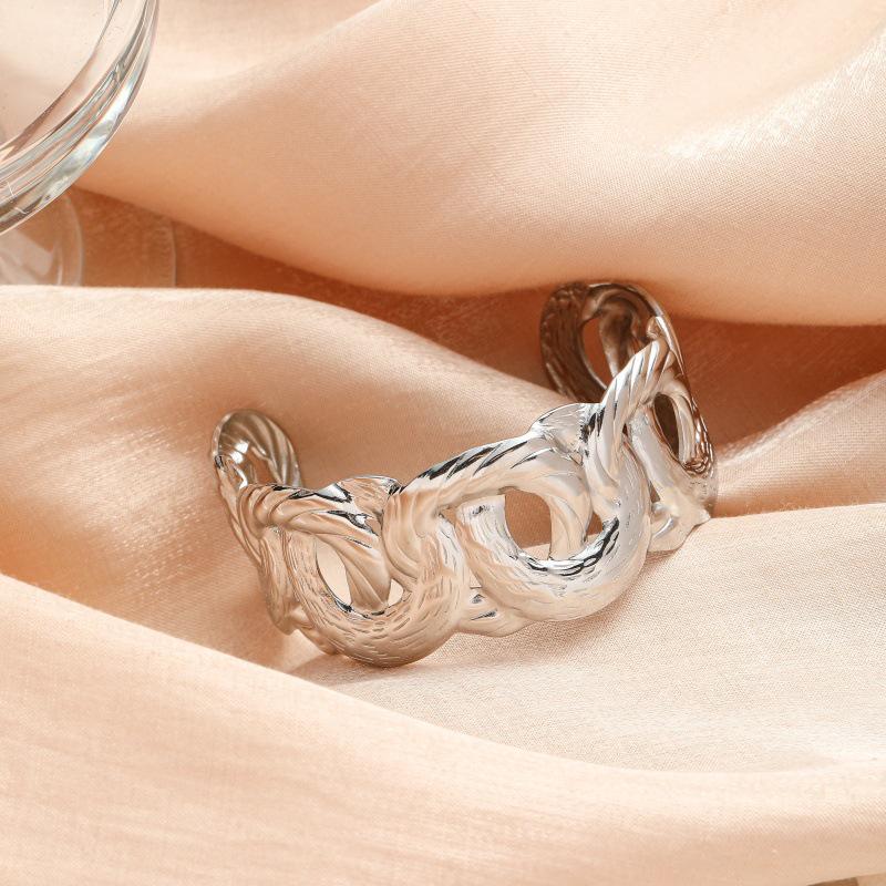 European-American Designer Bow & Heart Teardrop Bracelet Ring for Women's Summer Vacation