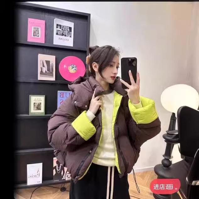 Double-sided wear of the new casual contrasting color bread jacket, fashionable texture and warm hooded loose down jacket for women