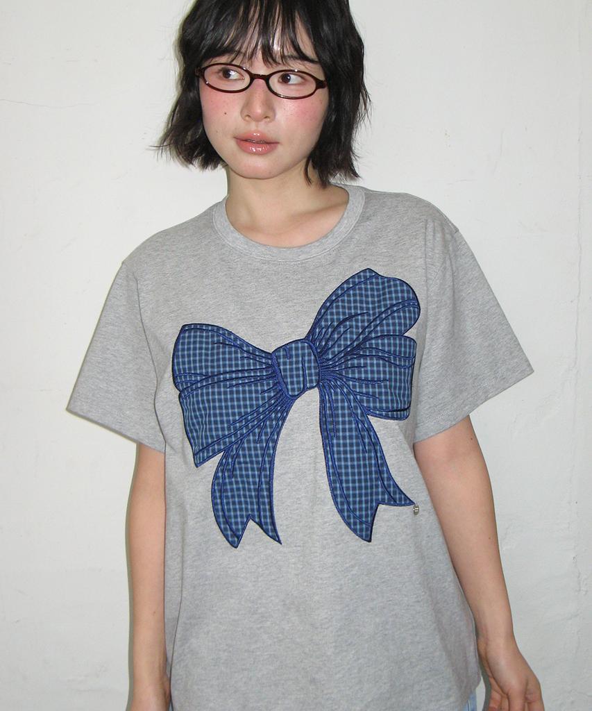 RONRON Big Ribbon Applique Basic Fit T Shirt Gray