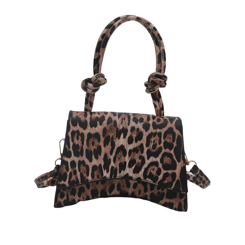Urban Elegant Small Square Bag With Modern Leopard Print For Trendy Daily Use