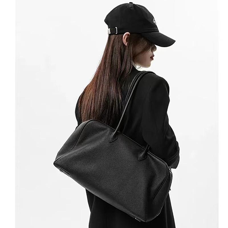 Top Layer Cowhide Niche Design Pillow Bag Bowling Bag Genuine Leather Large Capacity Single Shoulder Armpit Bag Boston