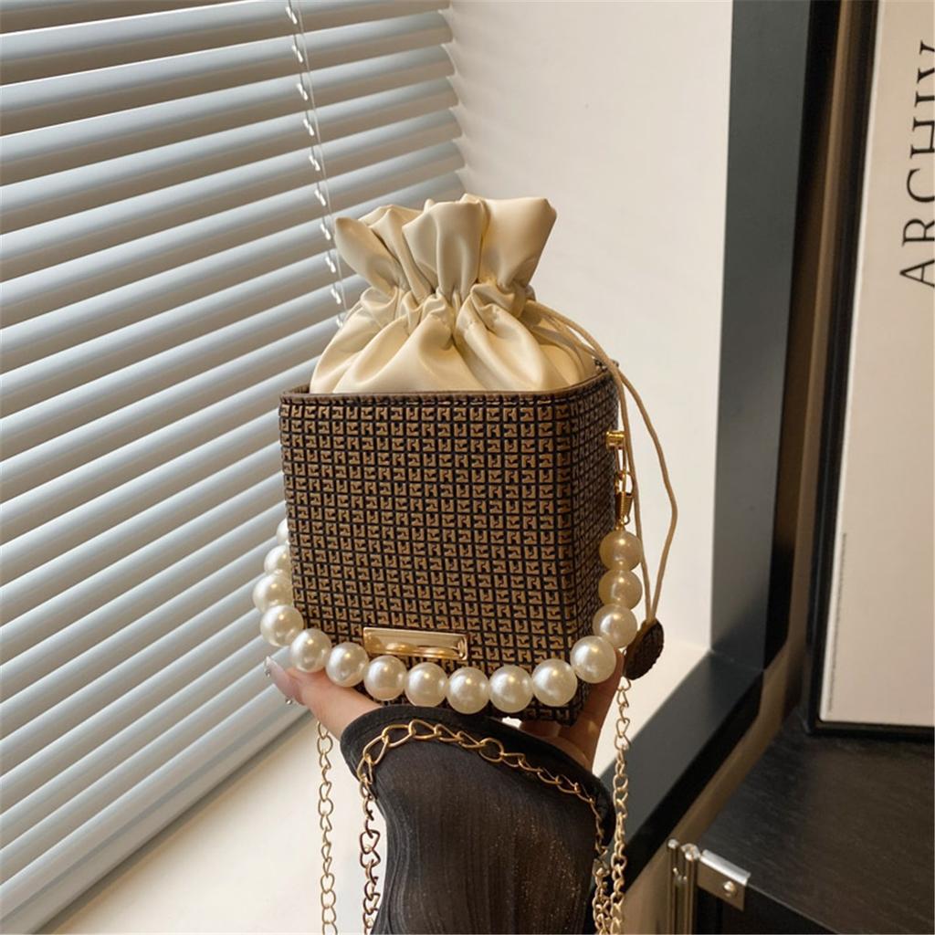 Trendy Small Bag Female Simple Crossbody Bag Chain Simple Drawstring Fashion Shoulder Bag