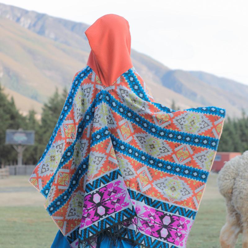 Women's Ethnic Style Hooded Shawl Cloak, Geometric Design for Autumn/Winter, Ideal for Tibet, Qinghai, Yunnan Travel