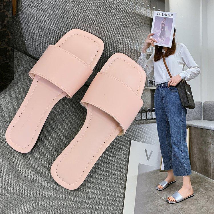 Flat-bottomed slippers women's summer outer wear new summer square head one-word drag large size cool slippers factory