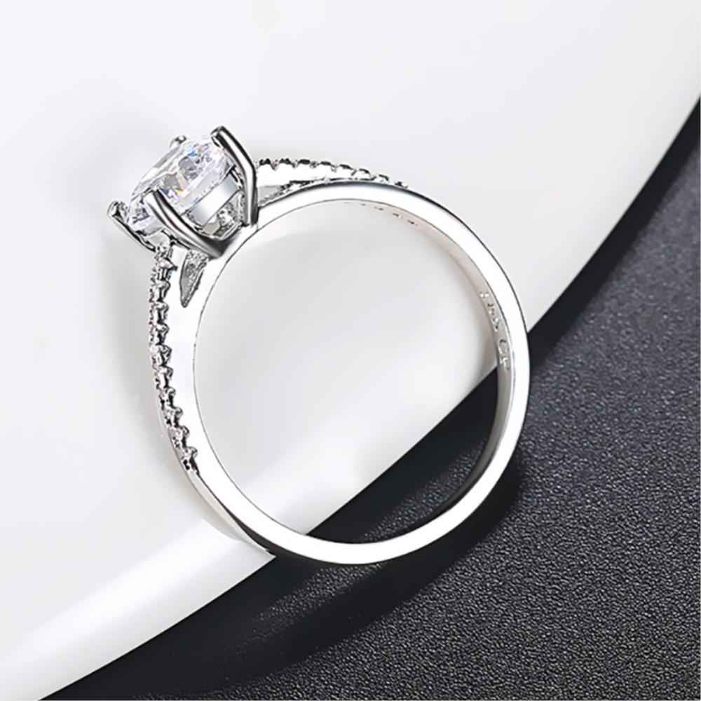Dainty Shiny Iced Out Wedding Engagement Rings For Women AAA+ Cubic Zirconia White Gold Color Ring Jewelry Chirstmas Gift DFR486