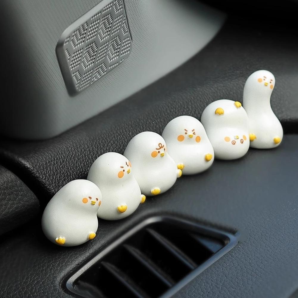 3/6 ks Dekorace zpětného zrcátka do auta Malá roztomilá kachní panenka Pryskyřičná ozdoba Doplňky do interiéru auta