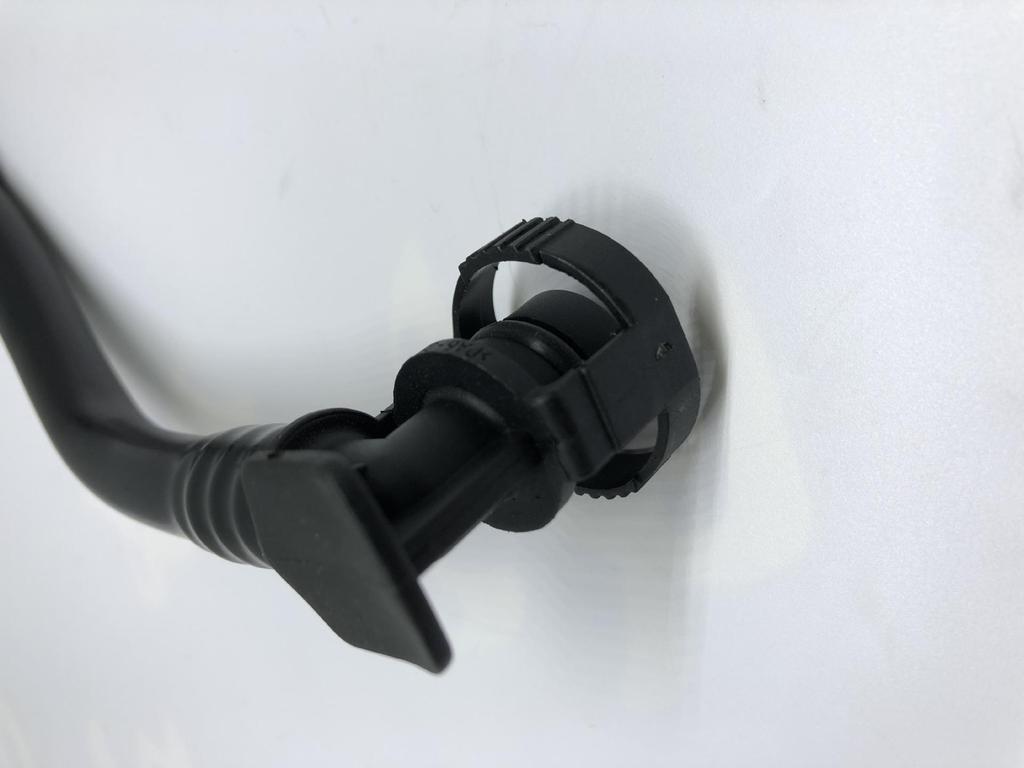 Mercedes-Benz C180 W204 Vacuum & Coolant Hose (2044302229)