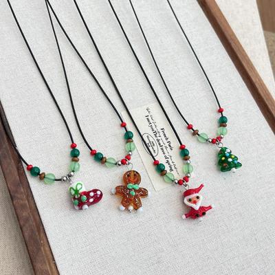 Colorful Beaded Gingerbread Man Christmas Necklace - Cute & Sweet Clavicle Chain for Women, Fashionable Sweater Accessory