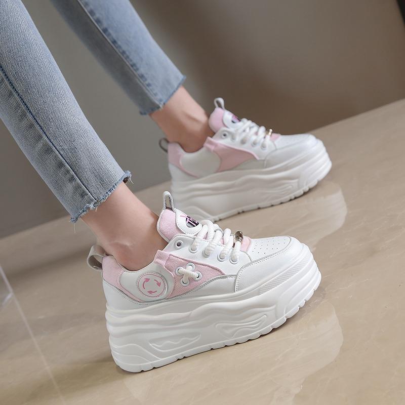 Fashion Petite Thick Bottomed White Women's Shoes 2024 Autumn/Winter New Release Spongy Cake Shoes Trendy Brand Color Block Sports Casua