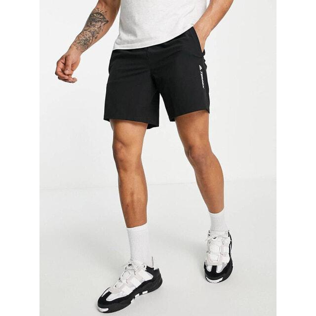

Adidas Terrex Lifeflex шорты сзади