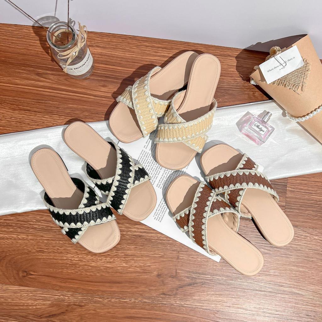 Grape mother summer new woven cross-strap one-word slippers women's wear high-end shopping temperament sandals women