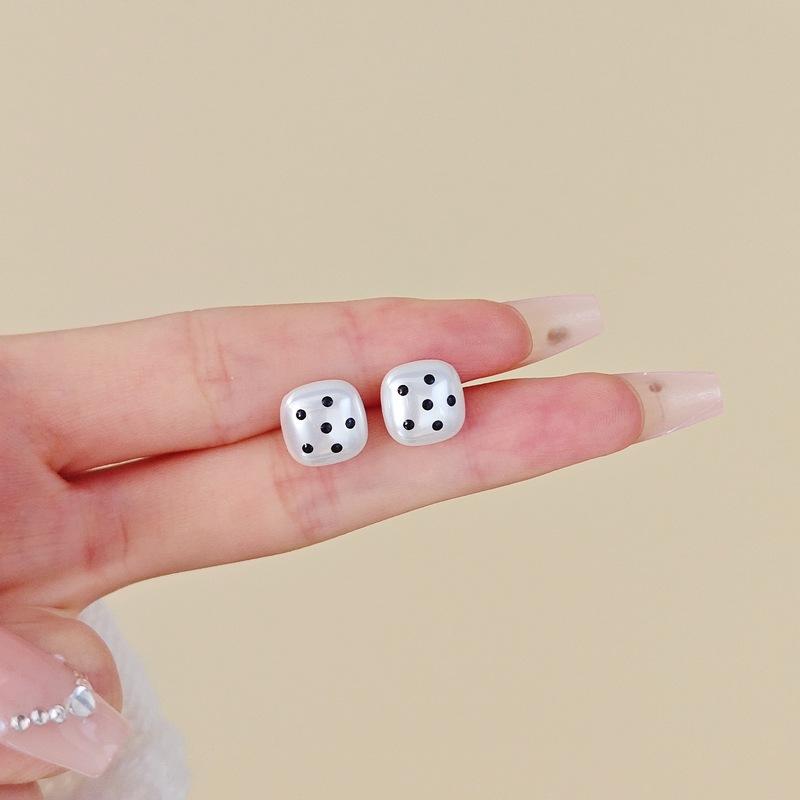 

Серьги-гвоздики из хлопка и жемчуга в французский горошек, женские легкие серьги в стиле «темперамент», серьги высокого класса