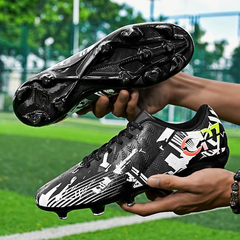Low-Top Football Shoes for Teens Suitable for Training And Matches On Grass Synthetic Fields And Na. And Adults with Long Pins