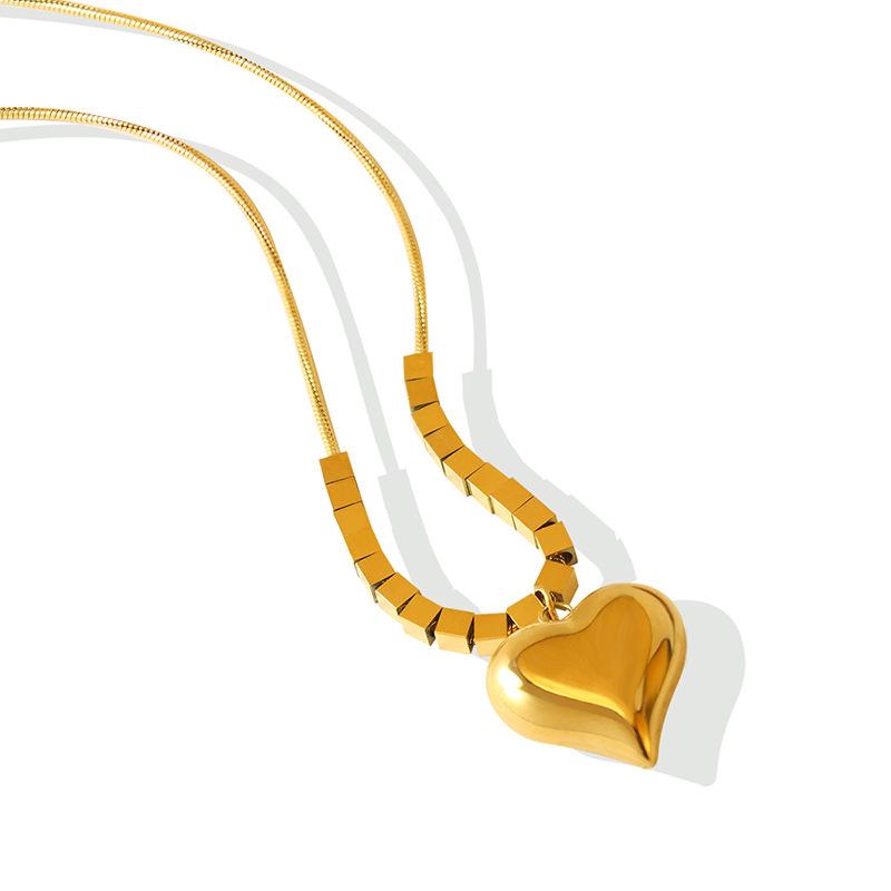 Korean Trendy Love Heart Snake Bone Chain Women's Non-Fading Versatile Peach Heart Pendant Necklace