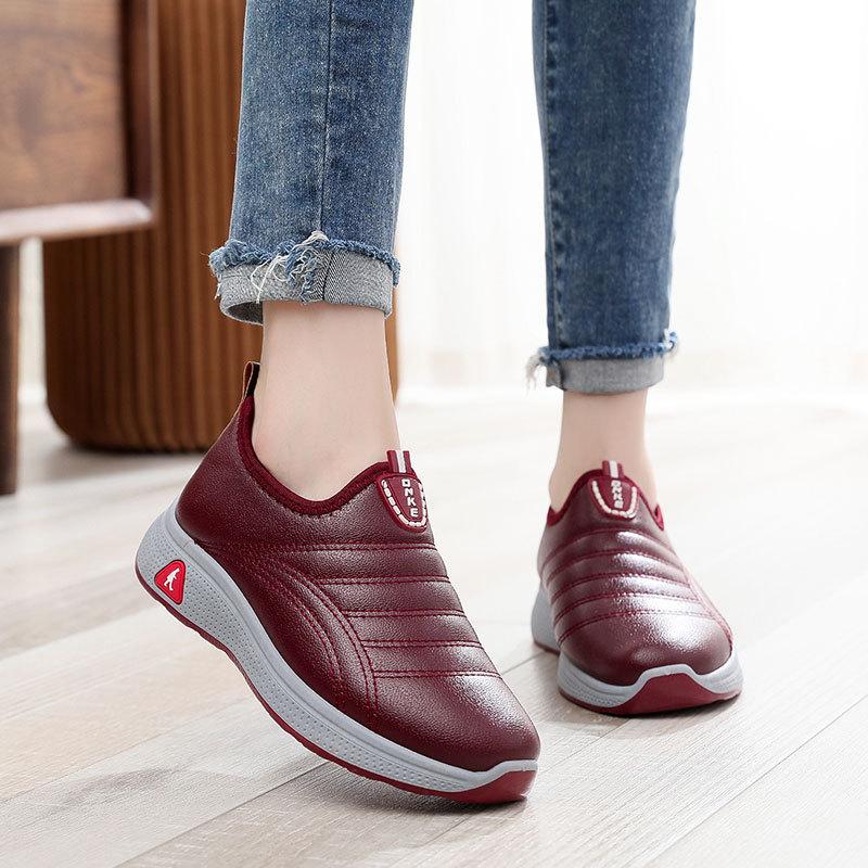 Processing customized new cotton shoes, piled and thickened mother shoes, non-slip soft-soled elderly shoes, casual and fashionable waterproof cotto