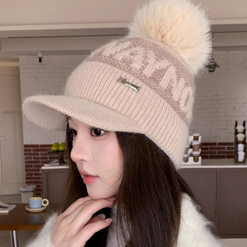 Duck tongue wool hat women's autumn and winter thickened warm ear protection hairball hat shopping cycling cold-proof knitted hat