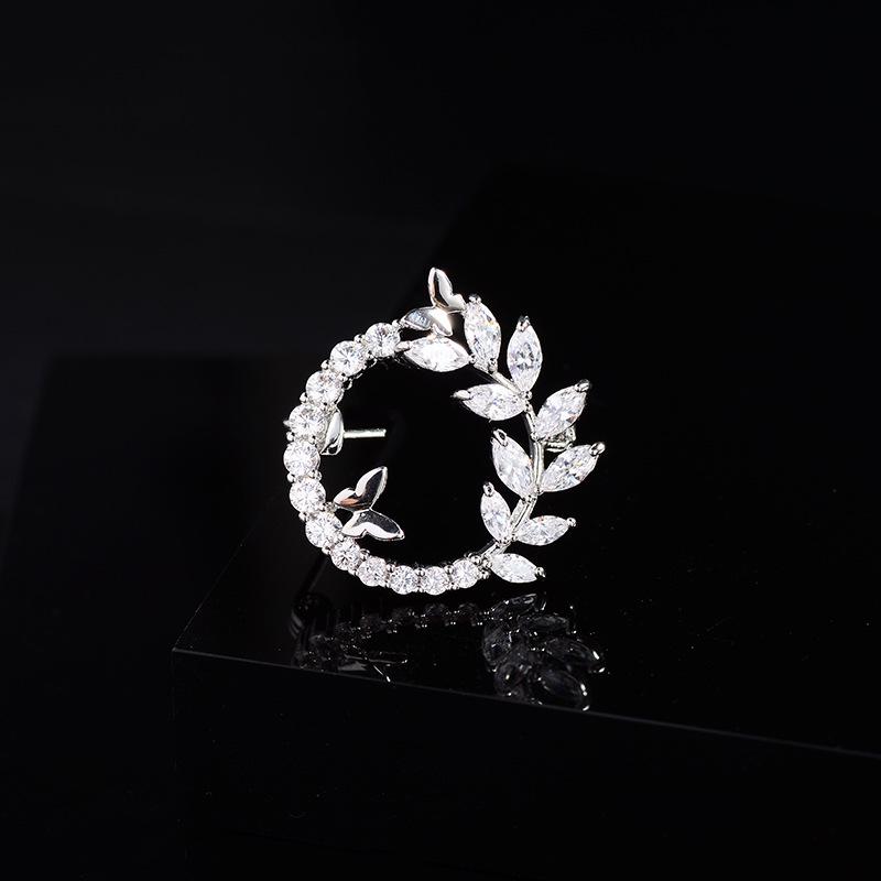 Broșă Elegantă cu Zircon Micro-Incrustat: Accesoriu de bijuterie la modă, potrivit pentru orice ținută, pentru vară