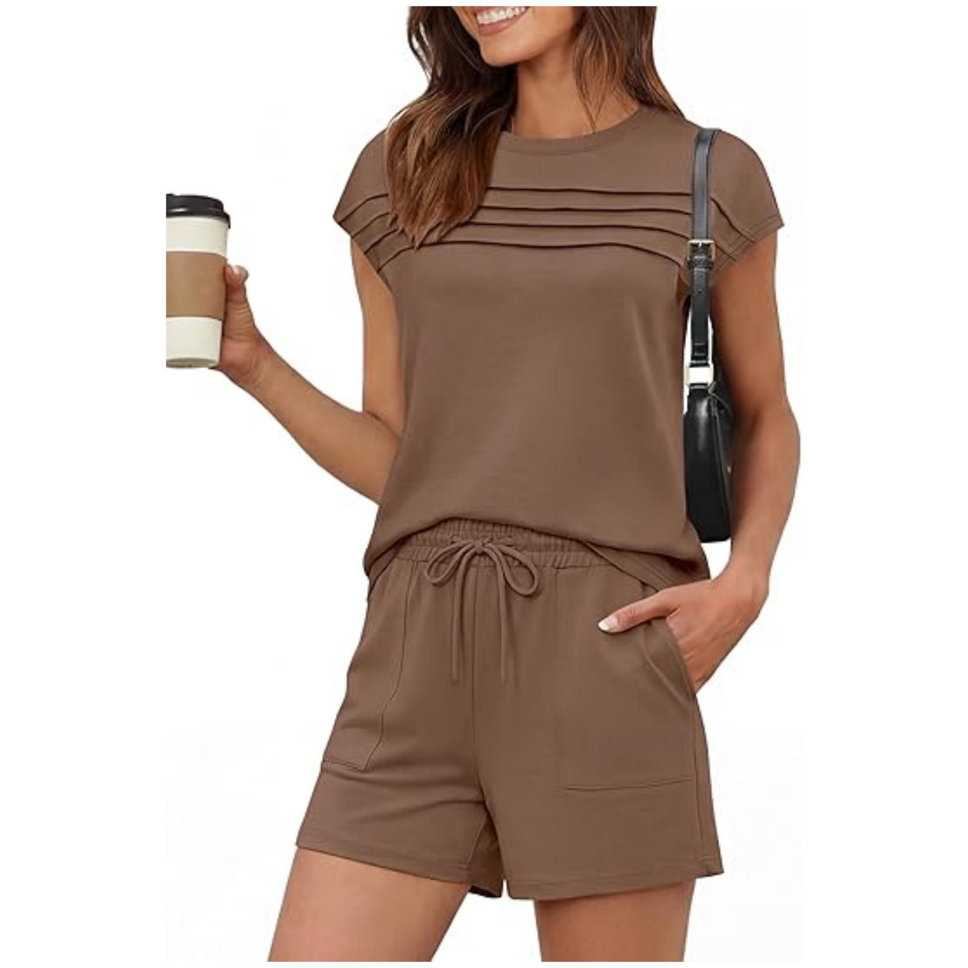 

2026 Summer Striped Casual Top & Solid Color Shorts Set for Women Large темно-коричневого