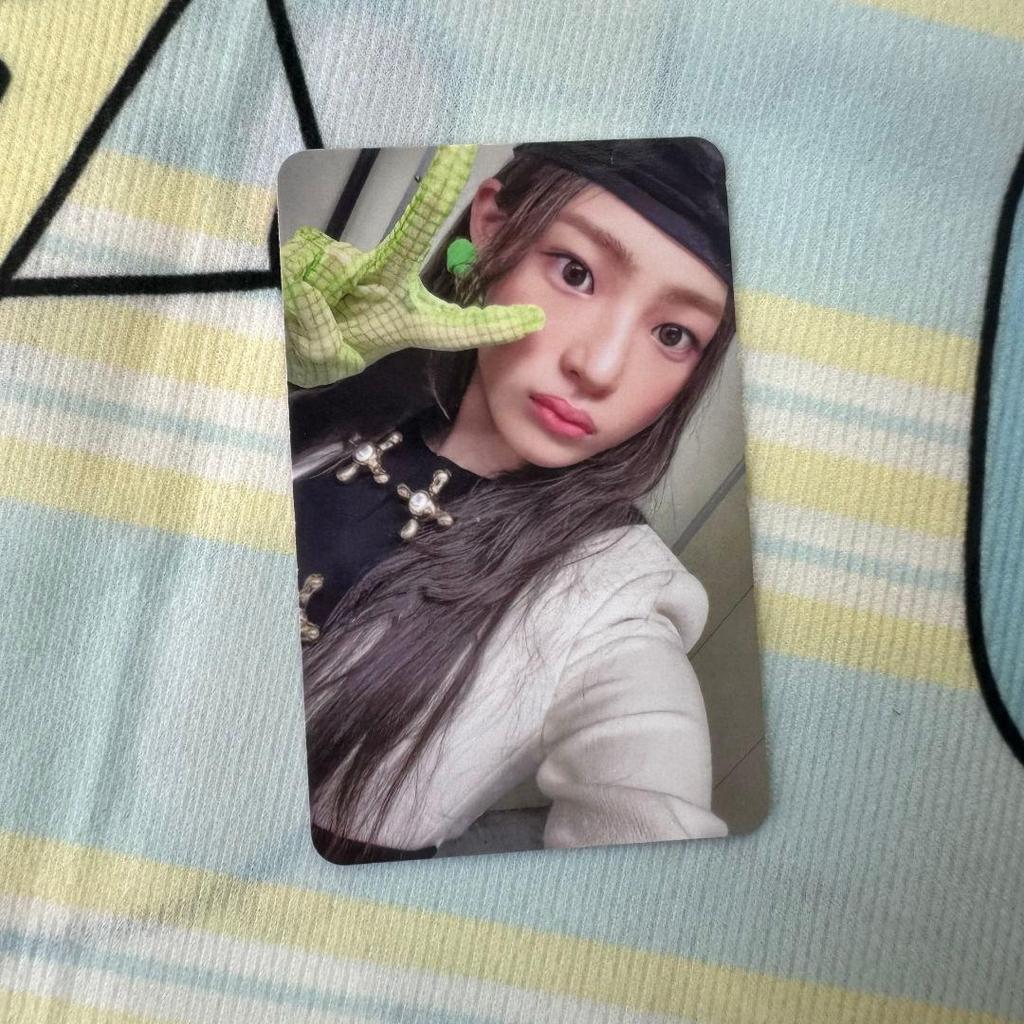 [USED] NEWJEANS OMG DITTO Sanok New Jeans Trading Card Minji