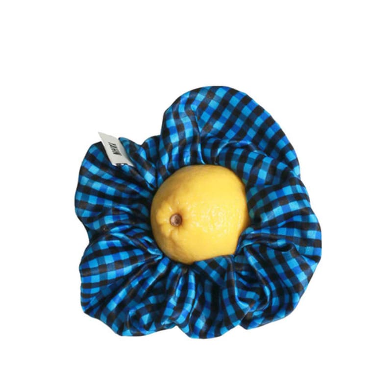 YAHNSISI Gingham Scrunchie - Blue