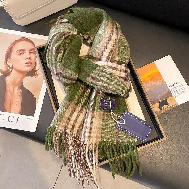 Classic Large Plaid Scarf For Men And Women Couples Korean Style Versatile Warm Neck Scarf Fashionable Gift