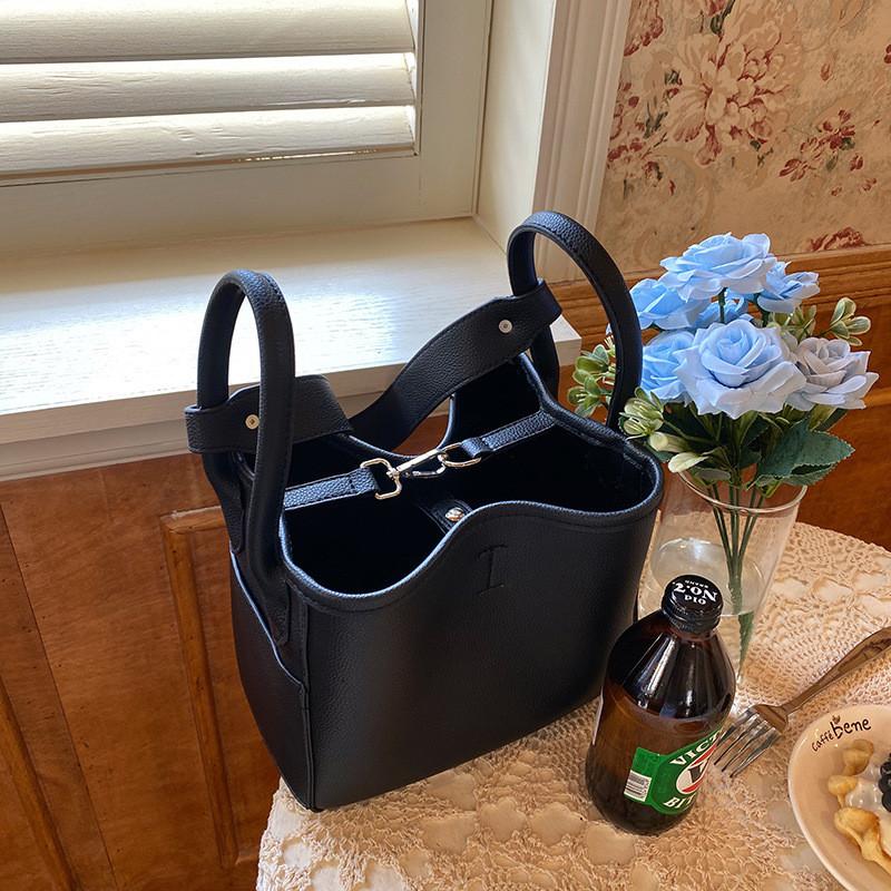 

Korean style women handbag Large capacity pu leather bucket Shoulder Bag for Female totes Casual Compound bag bolsa feminina 23x22x13.5CM