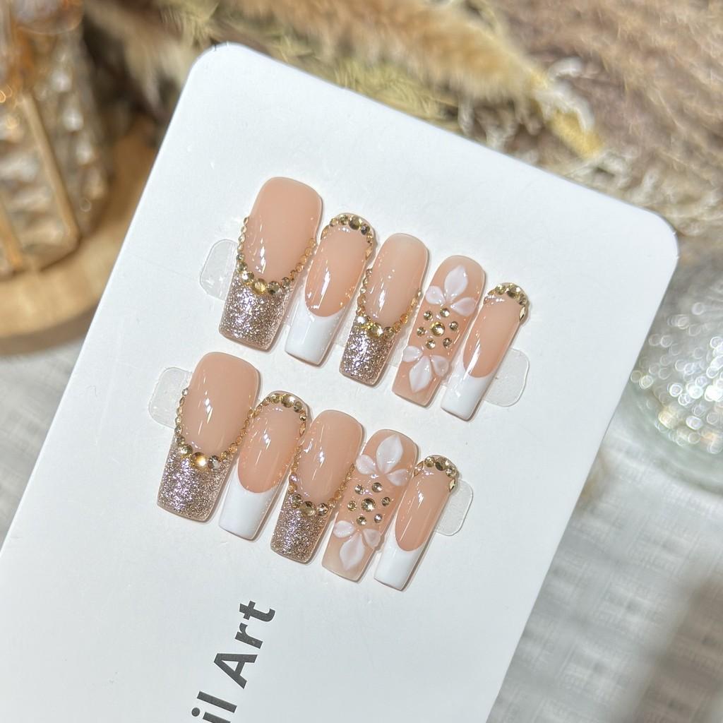 Handmade Press On Nail French Gold Sequins 3D Carved Flowers Champagne Diamond Light Luxury Long Square Fake Nail Patch Artificial Nail Reusable