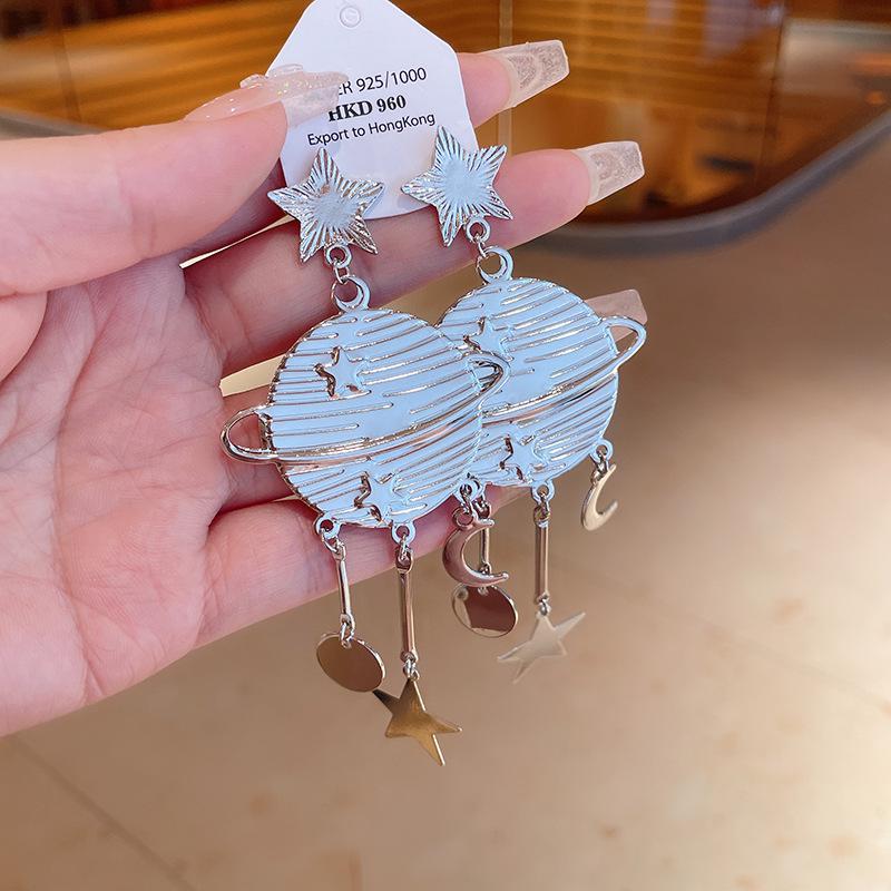 

Металлические серьги-подвески Silver Needle в стиле эпохи Луны - Изысканный, Холодный стиль, Модная роскошь, Универсальный дизайн высокого класса.