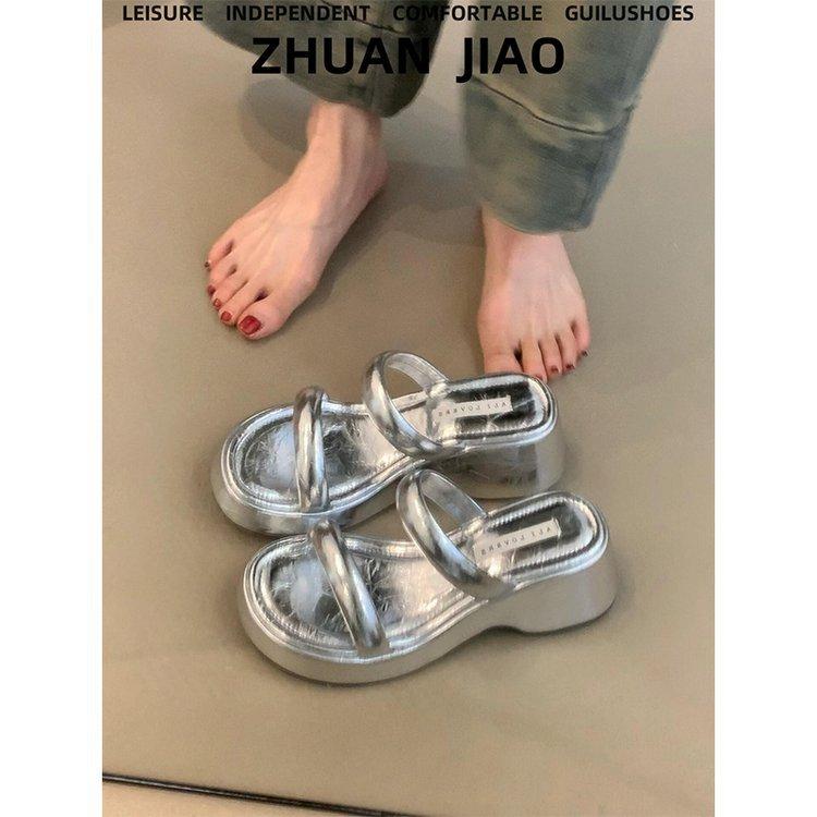 

Гонконгские однословные шлепанцы на толстой подошве и танкетке, темпераментные шлепанцы для женщин, новые шлепанцы на высокой подошве для весны и лета 40 серебряный