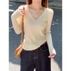 Elegant V-Neck Women’s Sweater – Slim Fit, Figure-Flattering Knit for Autumn/Winter