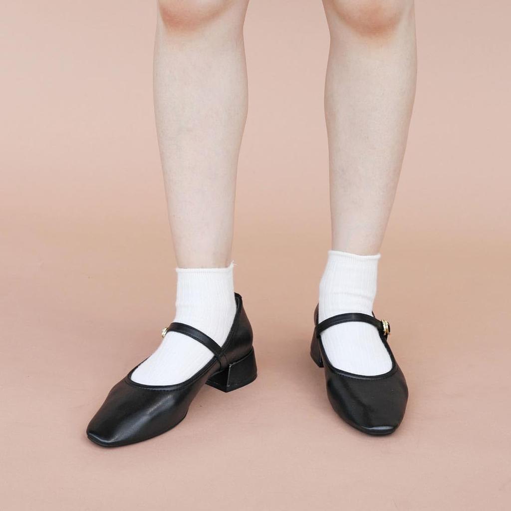 Rika Heel Strap Pumps A6127 Black LL