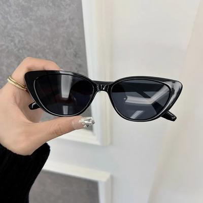 Designer Brand Cat Eye Sunglasses Women Men Casual Small Frame Sun Glasses Female Mirror Colors Luxurious Fashion