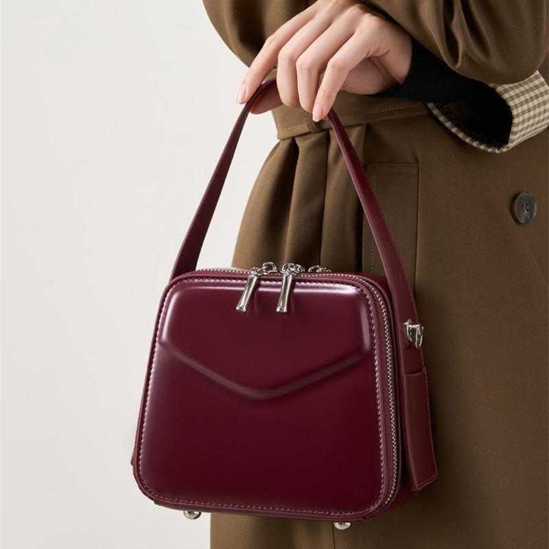 2025 Female Luxury Designer High Quality Underarm Cowhide Genuine Leather Handbags Women Vintage Shoulder Crossbody Bags