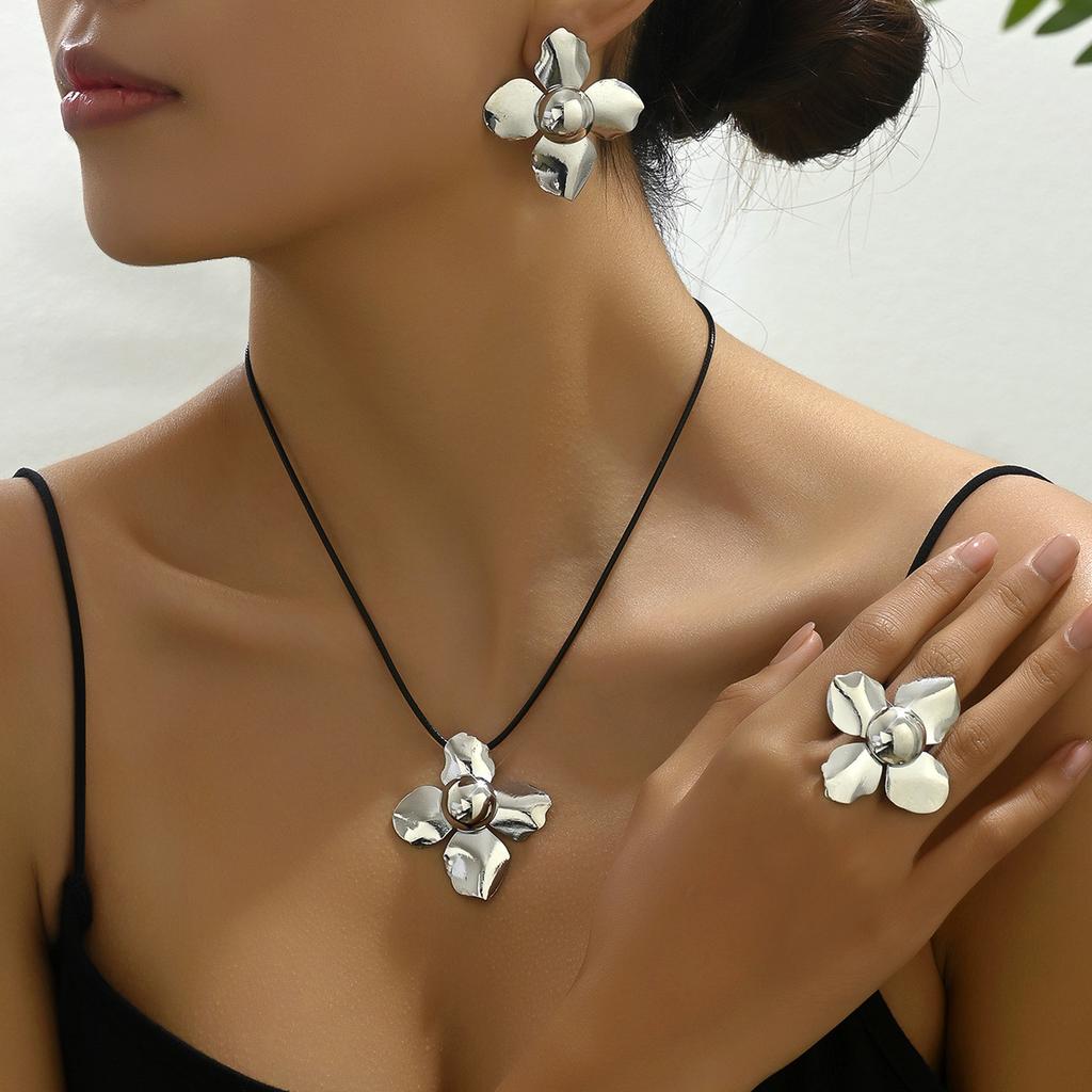 Simple hip-hop style flower earrings ring set personalized 18K gold electroplated long necklace women's jewelry