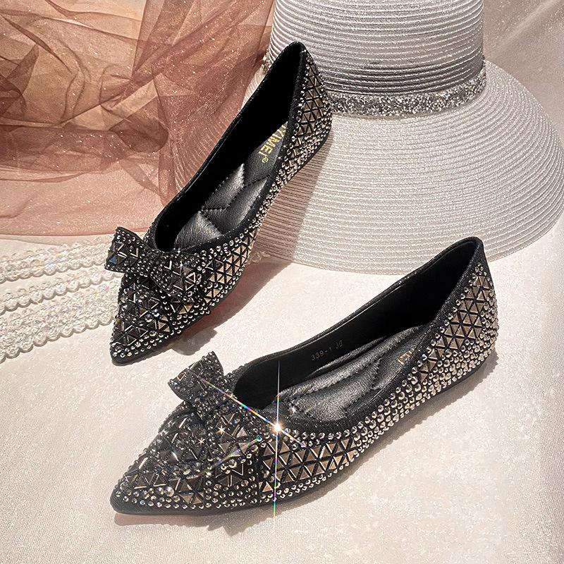 French pointed single shoes women's 2025 new shallow mouth rhinestone flat bottom soft sole four seasons butterfly flower ladyshoes temperament boat