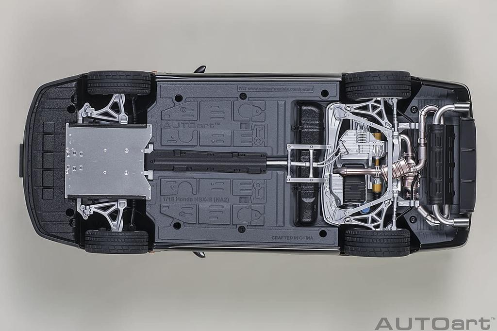 AUTOart Honda Berlina Black Finished Product 73216 1/18 NSX-R (NA2)