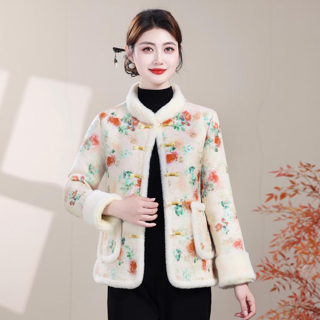 Winter Retro Chinese-Style Jacket with Frog Buttons - Warm, Thick, Plus-Size Velvet Cotton for Mothers